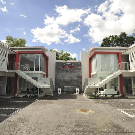 Urban Oasis Apartments At Paragon Windhoek Ngoại thất bức ảnh