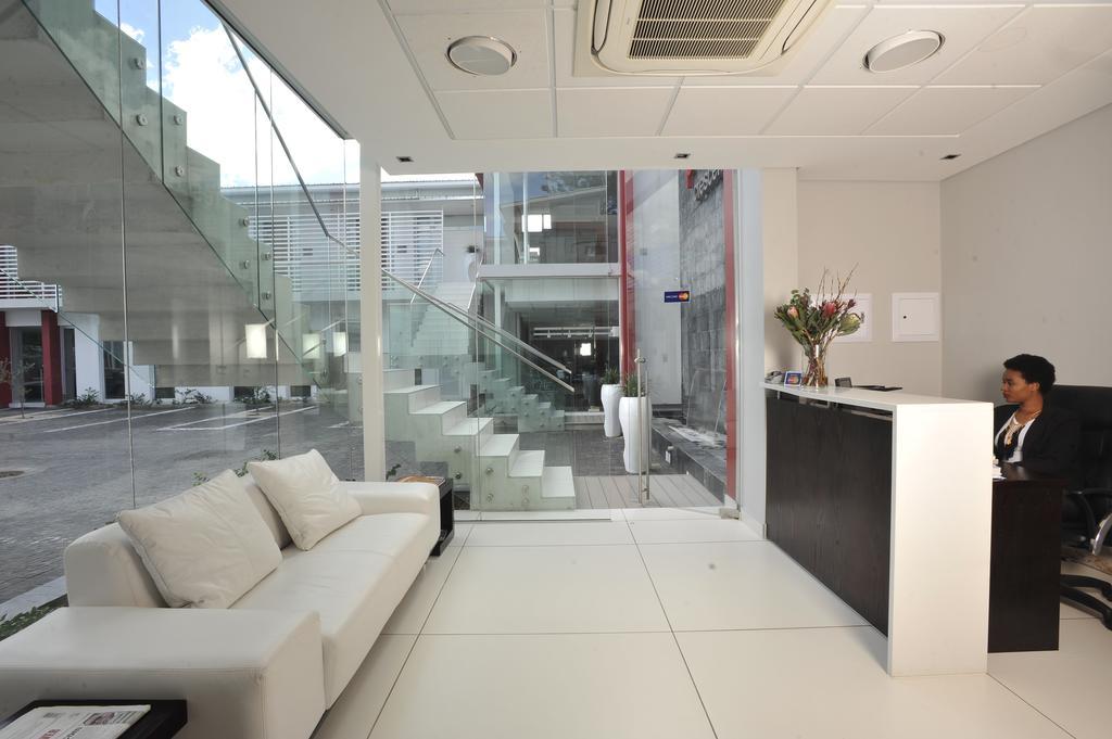Urban Oasis Apartments At Paragon Windhoek Ngoại thất bức ảnh